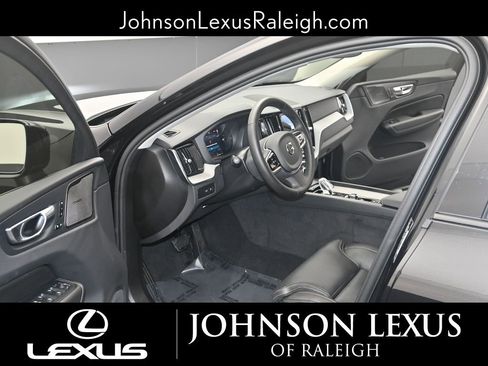 Used 2025 Volvo XC60 T8 Ultra w/ Climate Package image 12