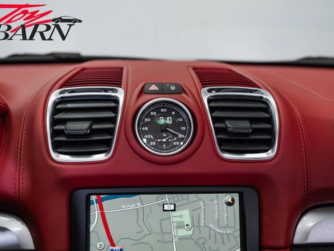 Used 2016 Porsche Boxster Spyder RWD image 49