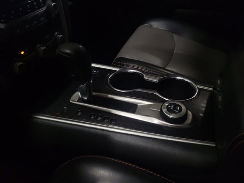 Used 2020 Nissan Pathfinder SL w/ Rock Creek Edition AWD/4WD image 26