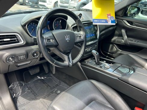 Used 2019 Maserati Ghibli RWD image 30