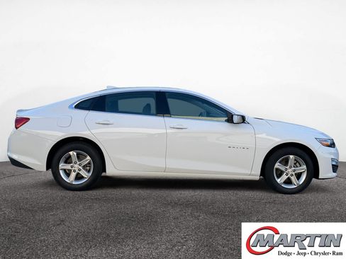 Used 2024 Chevrolet Malibu LT image 6