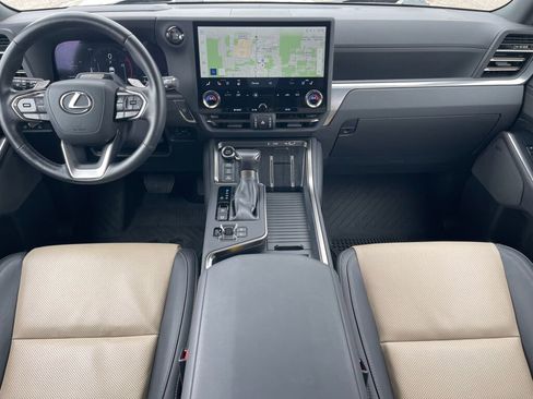 Used 2024 Lexus GX 550 AWD/4WD image 35