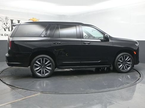Used 2024 Cadillac Escalade Sport AWD/4WD image 38