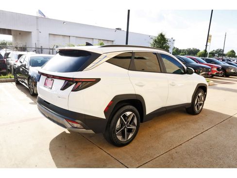 Used 2025 Hyundai Tucson SEL AWD/4WD image 8