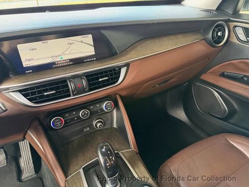 Used 2018 Alfa Romeo Stelvio Ti image 34