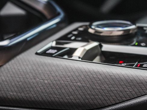 Certified 2025 BMW X3 xDrive30i w/ Convenience Package image 22