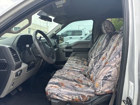 Used 2018 Ford F150 XLT image 8