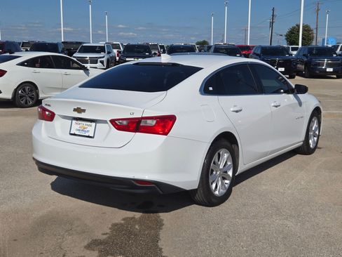 Used 2023 Chevrolet Malibu LT FWD image 3