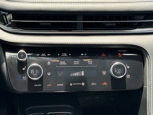 Used 2026 INFINITI QX60 Luxe w/ Cargo Package FWD image 20
