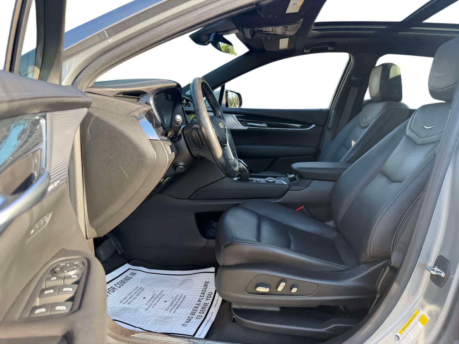 Used 2024 Cadillac XT5 Premium Luxury w/ LPO, Floor Liner Package AWD/4WD image 11