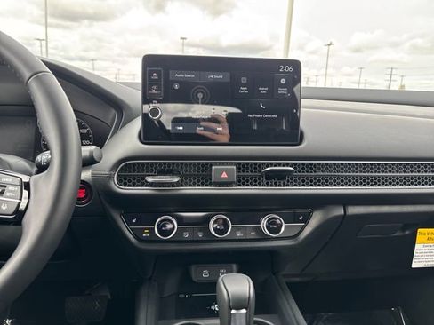 New 2026 Honda HR-V EX-L image 18