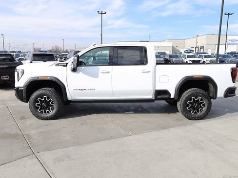 New 2026 GMC Sierra 2500 AT4X AWD/4WD image 3