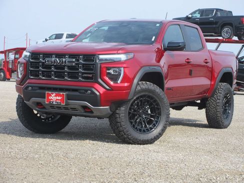 New 2026 GMC Canyon AT4 AWD/4WD image 7