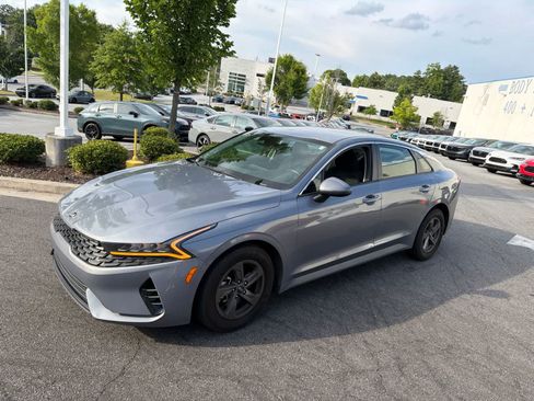 Used 2021 Kia K5 LX FWD image 5
