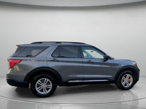 Certified 2023 Ford Explorer XLT AWD/4WD image 31