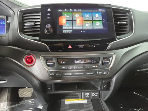 Used 2022 Honda Pilot Special Edition image 24