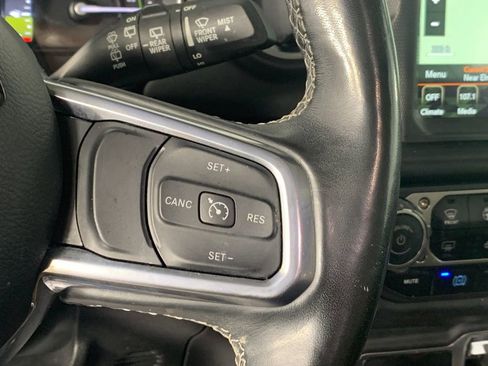 Used 2022 Jeep Wrangler Unlimited Rubicon 4xe w/ Cold Weather Group AWD/4WD image 21