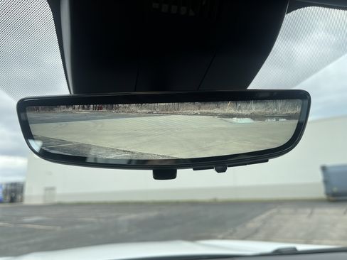 Used 2025 Chevrolet Tahoe High Country image 42