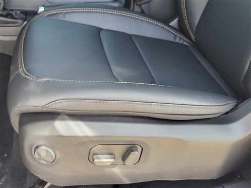 New 2026 Jeep Wrangler Unlimited Sahara image 33