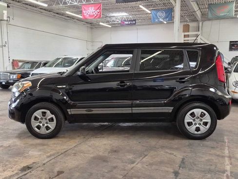 Used 2012 Kia Soul FWD image 12