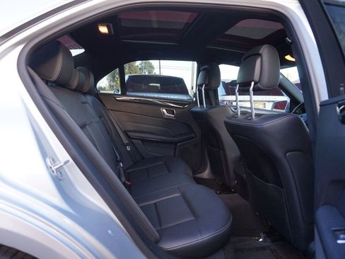 Used 2016 Mercedes-Benz E 350 Sedan w/ Premium Package image 21