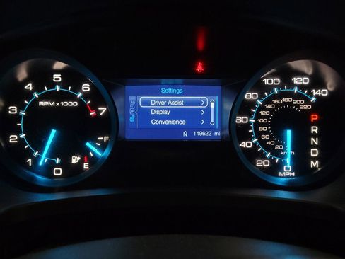 Used 2015 Ford Explorer XLT FWD image 23