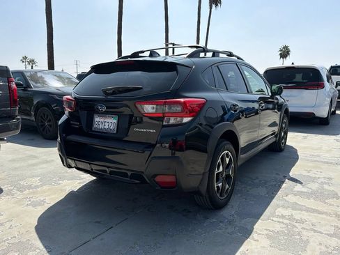 Used 2020 Subaru Crosstrek 2.0i Premium w/ Moonroof Package 2 AWD/4WD image 5