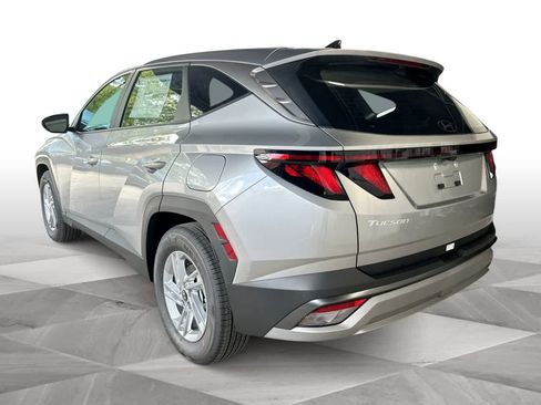 Used 2026 Hyundai Tucson SE FWD image 6