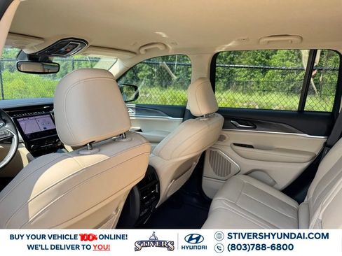 Used 2022 Jeep Grand Cherokee Limited RWD image 23