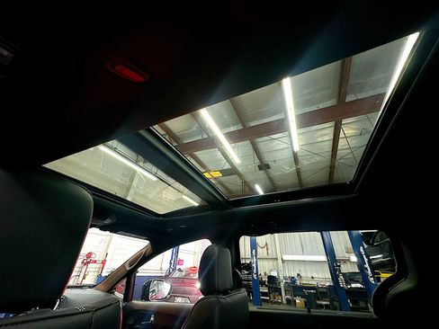 New 2026 Chrysler Pacifica Select w/ S Appearance Package image 16