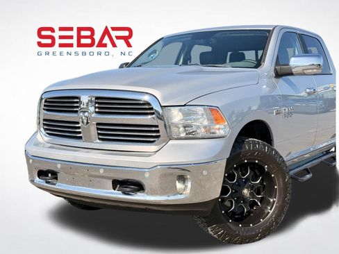 Used 2019 RAM 1500 Big Horn AWD/4WD image 3