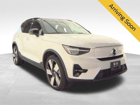 Used 2023 Volvo XC40 Recharge Ultimate AWD/4WD image 1