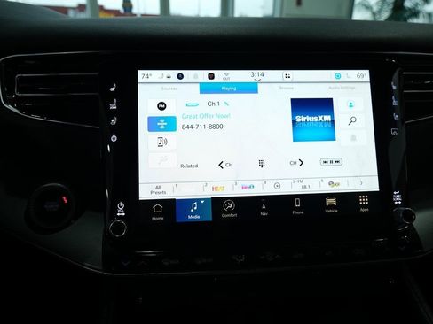 New 2026 Jeep Grand Wagoneer Limited image 17