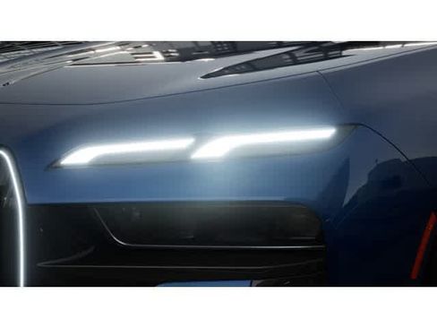 Used 2025 BMW 740i RWD image 6