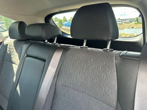 Used 2025 Kia Seltos S FWD image 10