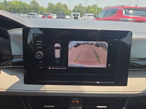 Certified 2025 Volkswagen Taos S FWD image 16