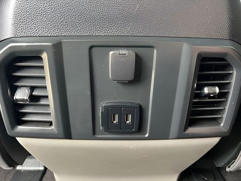 Used 2019 Ford F150 XL w/ Equipment Group 101A Mid AWD/4WD image 30