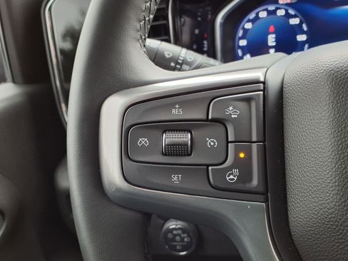 Used 2025 Chevrolet Silverado 3500 LTZ w/ LTZ Plus Package image 12