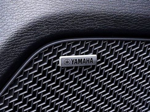 New 2026 Mitsubishi Outlander SE image 9