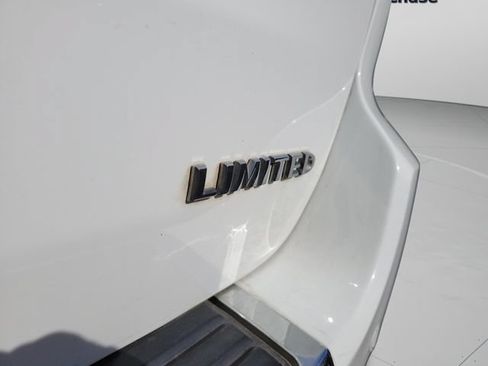 Used 2018 Jeep Grand Cherokee Limited RWD image 32
