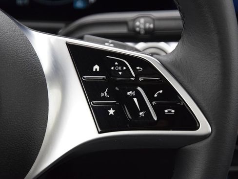 Certified 2026 Mercedes-Benz GLB 250 GLB 250 image 25