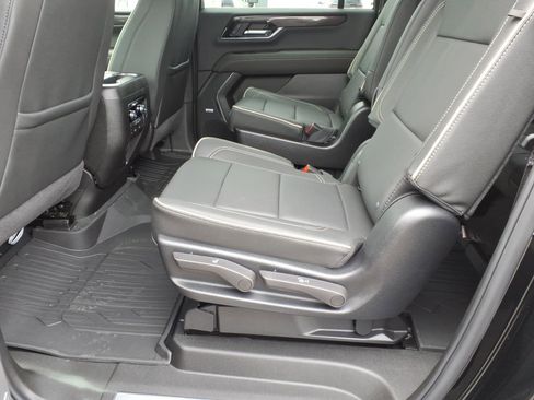 New 2026 GMC Yukon XL Elevation w/ Elevation Premium Package image 13