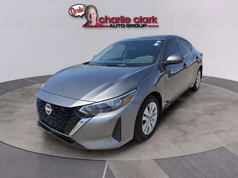 Used 2024 Nissan Sentra S image 1