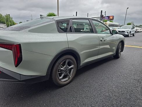 Used 2025 Kia K4 FWD image 4