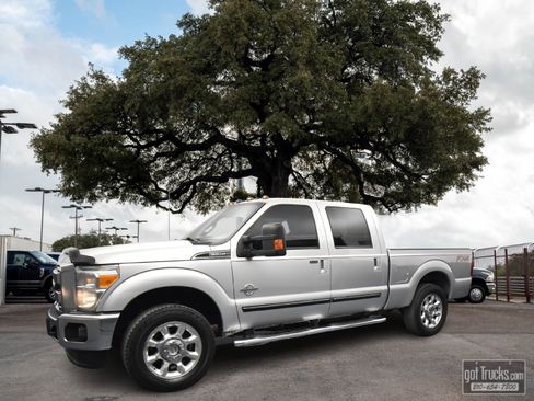 Used 2015 Ford F250 Lariat w/ Lariat Ultimate Package image 1