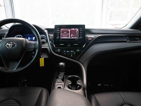 Used 2022 Toyota Camry SE AWD/4WD image 20