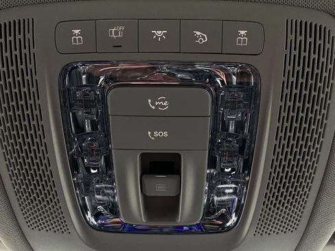 Certified 2025 Mercedes-Benz GLS 450 4MATIC image 31