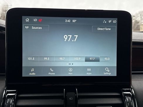 Used 2021 Lincoln Navigator Reserve image 15