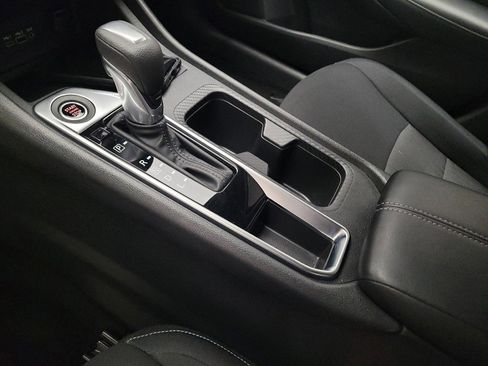 Used 2025 Nissan Sentra SV image 26