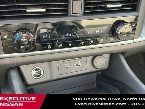 Certified 2023 Nissan Rogue SV w/ SV Premium B Package image 18